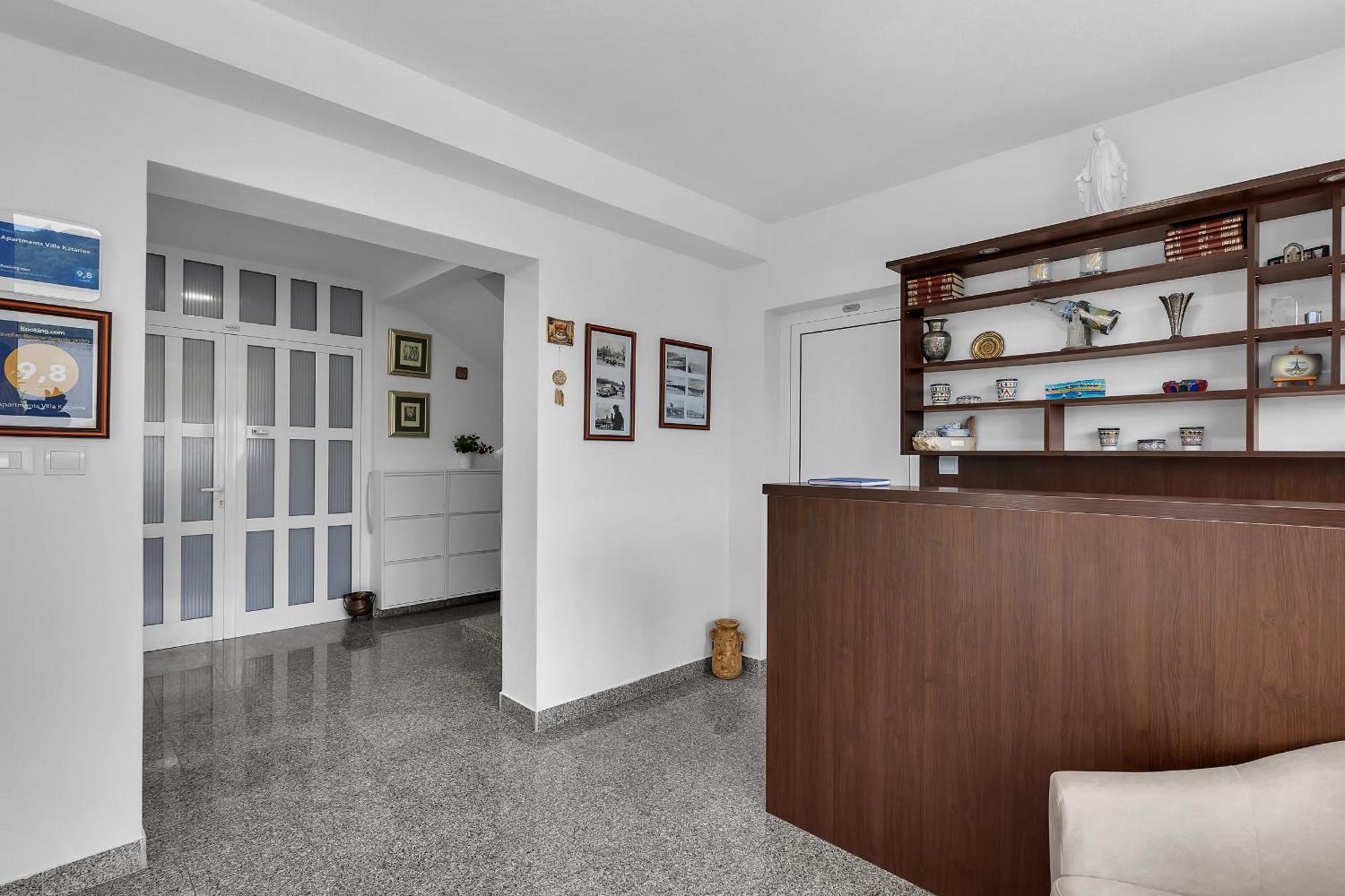 Apartments Villa Katarina Tucepi Bagian luar foto