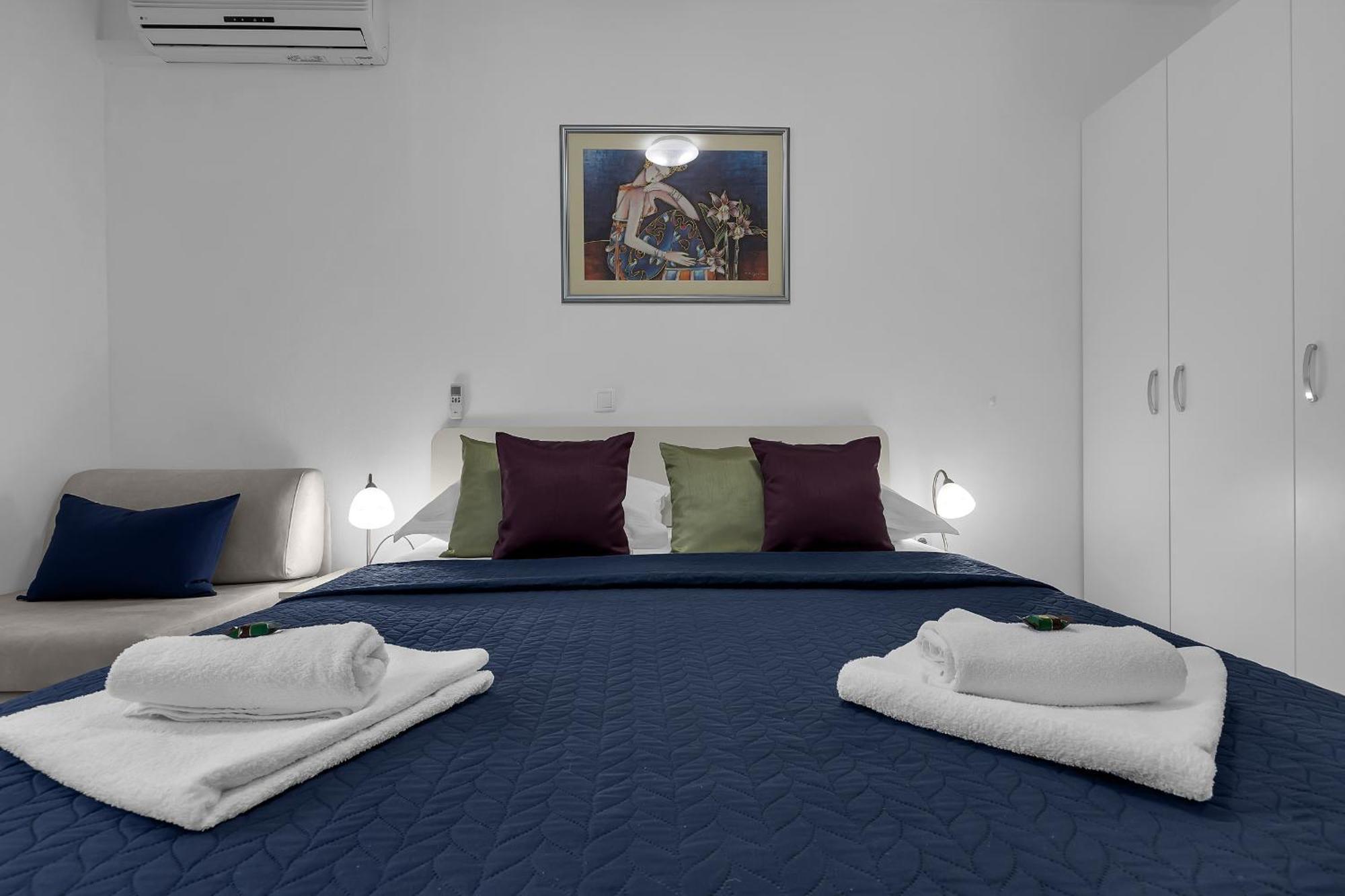 Apartments Villa Katarina Tucepi Ruang foto